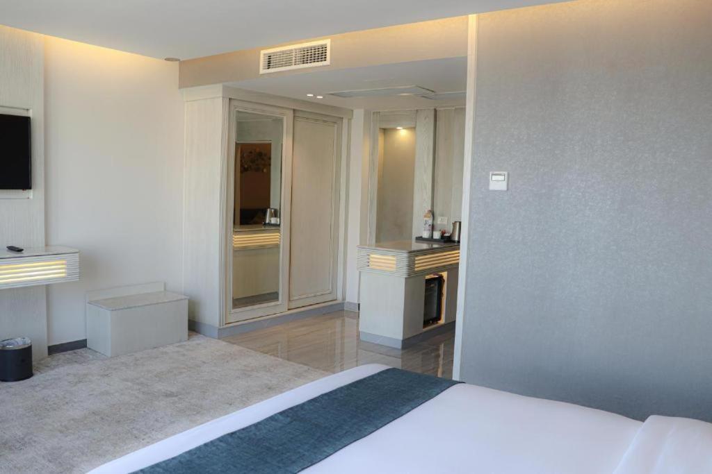 Rival Hotel عمان المظهر الخارجي الصورة